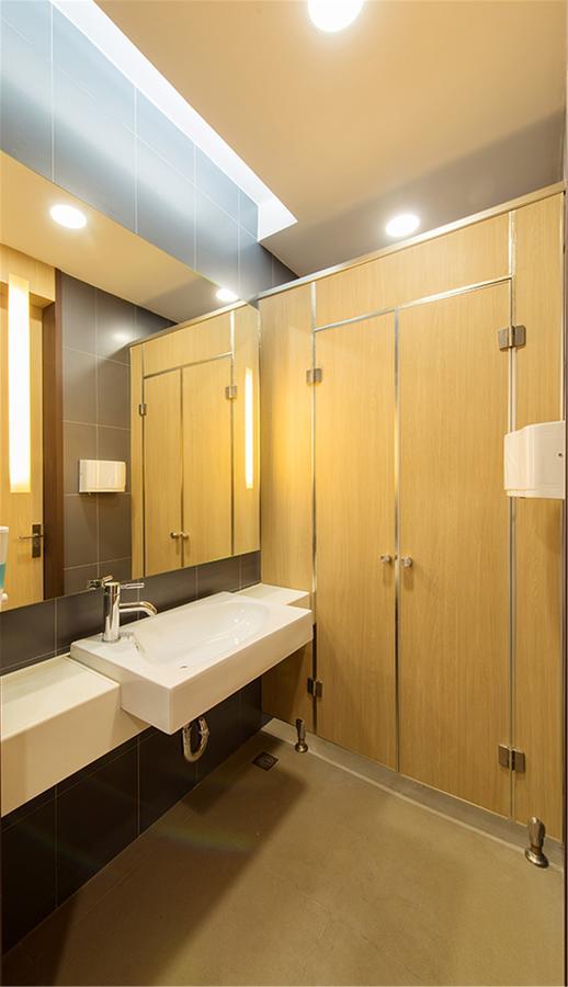 Hanting Hotel Qingdao Zhanqiao Railway Station エクステリア 写真