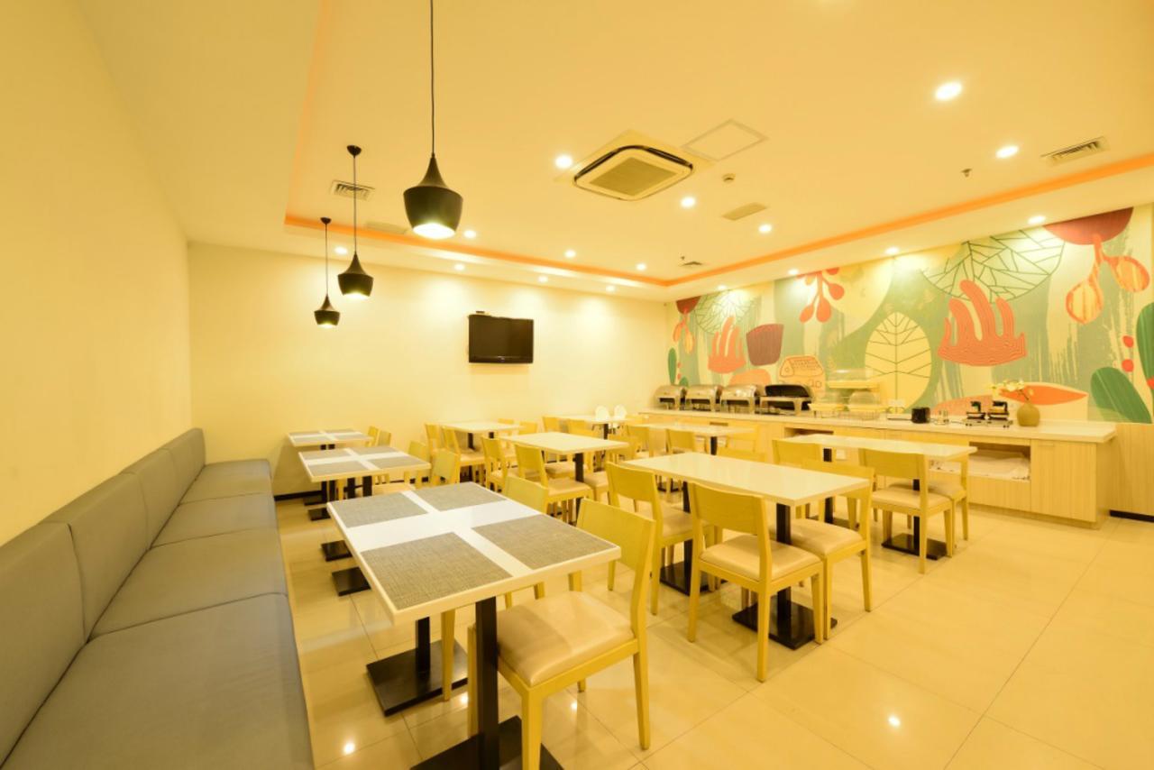 Hanting Hotel Qingdao Zhanqiao Railway Station エクステリア 写真