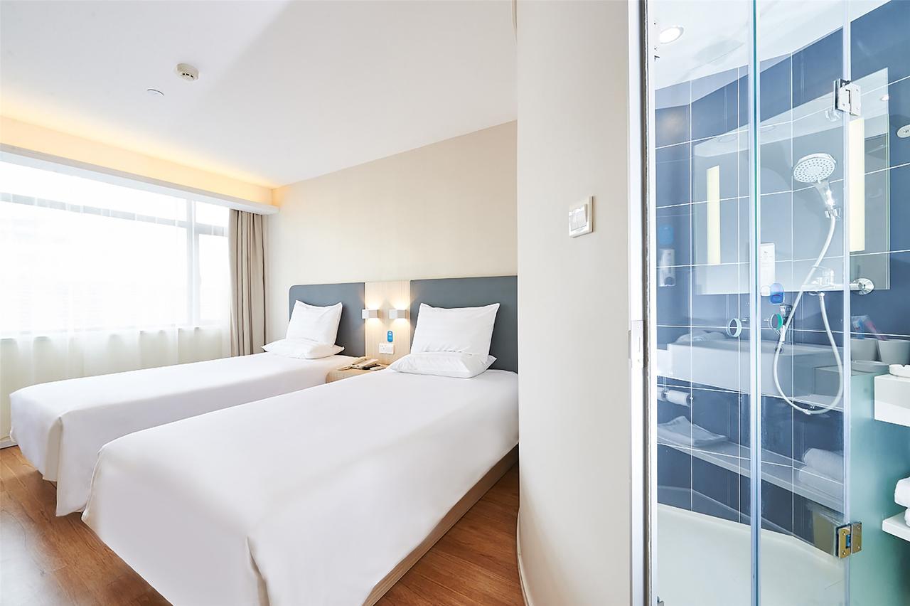 Hanting Hotel Qingdao Zhanqiao Railway Station エクステリア 写真