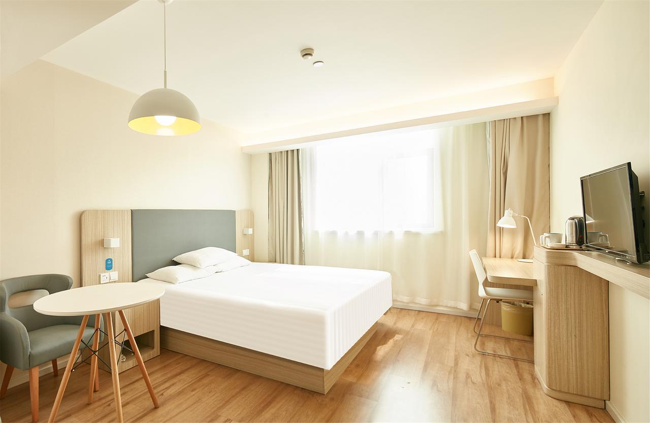 Hanting Hotel Qingdao Zhanqiao Railway Station エクステリア 写真